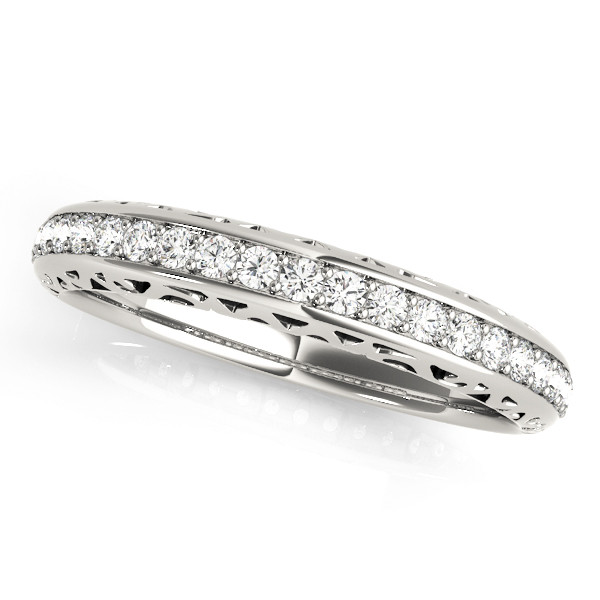 WEDDING BANDS PRONG SET